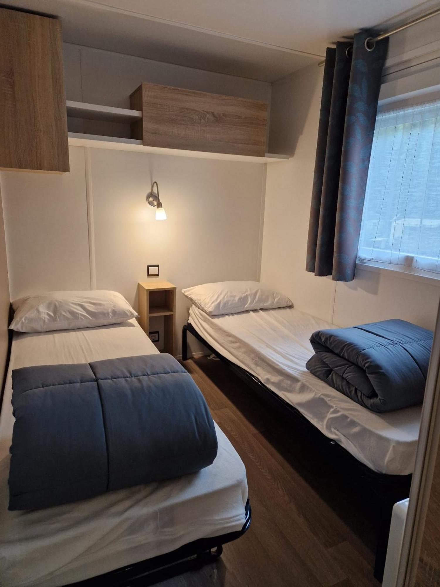 Mobil Home Tout Confort 3 Chambres Camping Les Pierres Couchees Saint-Brévin-les-Pins Luaran gambar