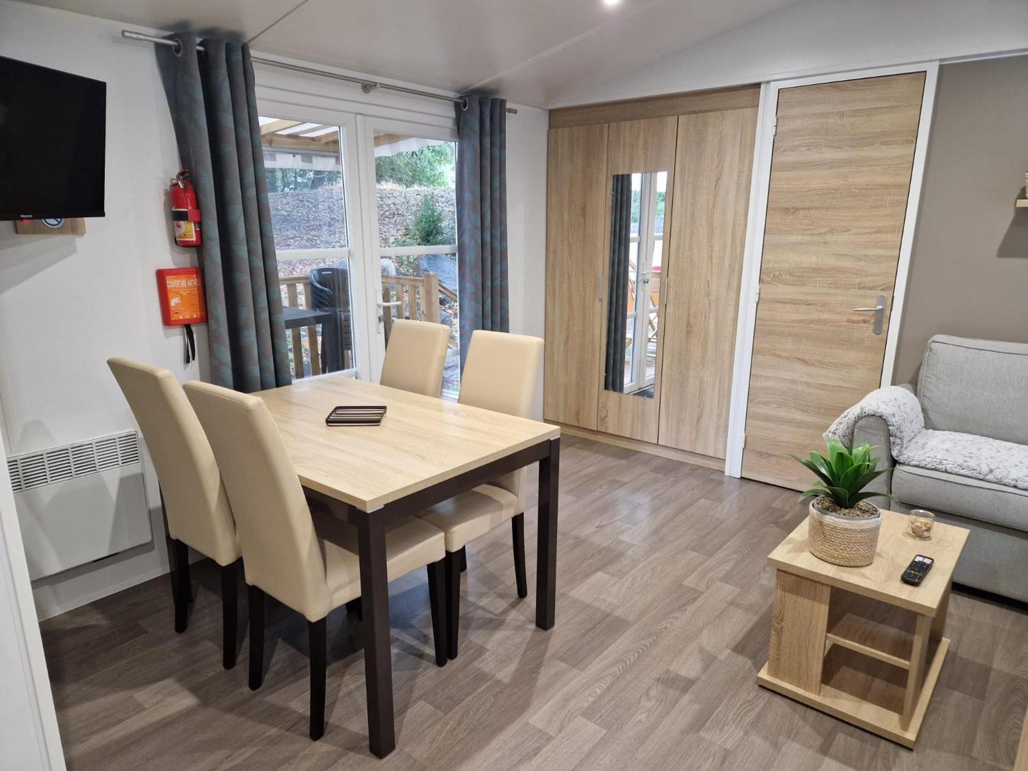 Mobil Home Tout Confort 3 Chambres Camping Les Pierres Couchees Saint-Brévin-les-Pins Luaran gambar